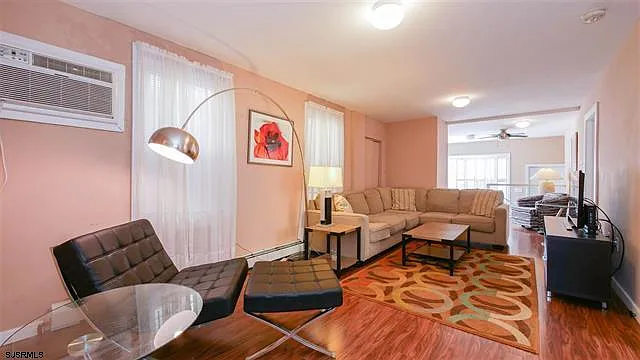 11 S Washington Ave #1 — Photo 8