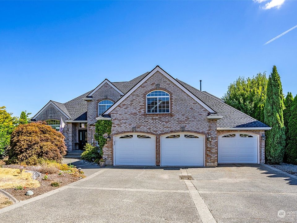 1st image of 4815 51st Street Ct E