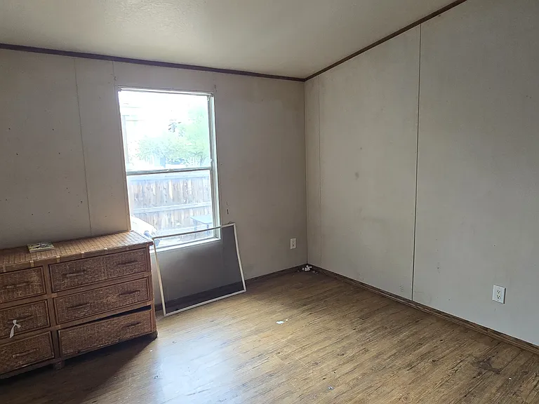 223 Vassar Dr SE #B — Photo 7