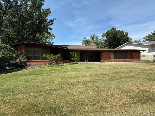 12624 Tallow Hill Ln, Saint Louis, MO 63146