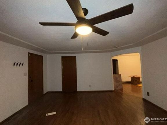 4th image of 709 27th Avenue