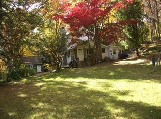 1244 Riverbank Rd, Stamford, CT 06903