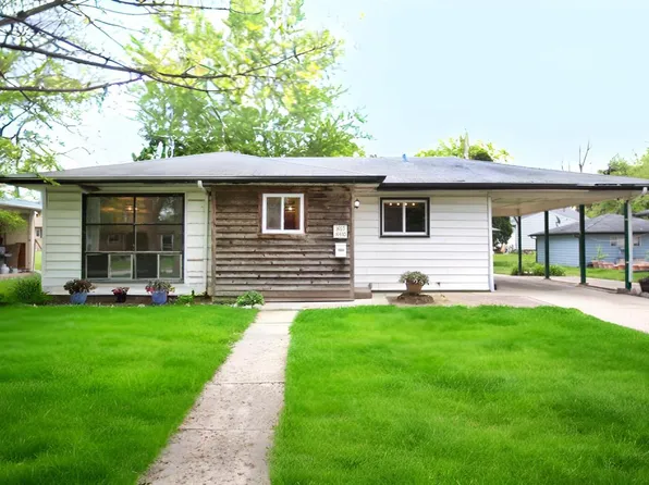 W65N410 Westlawn AVENUE, Cedarburg, WI 53012