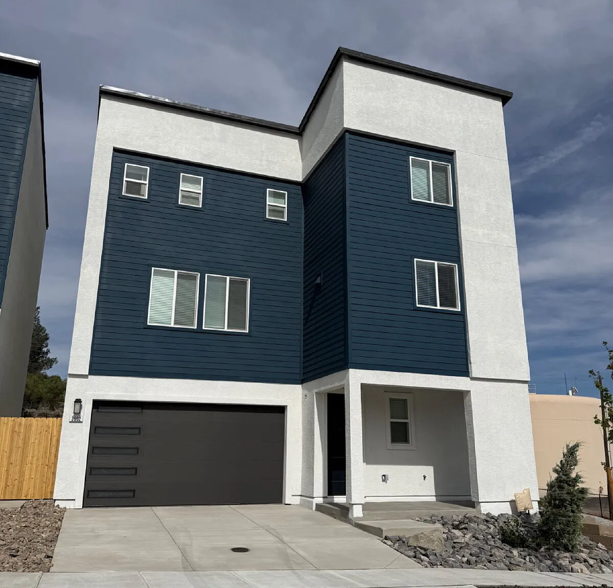 4 bed, 3.5 bath, 2253 sqft, $3,200 — Photo 1