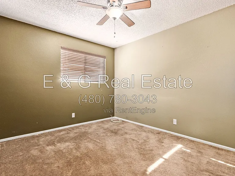 3626 N 37th St #11 — Photo 17
