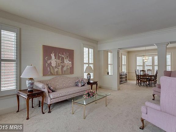 5th image of 8121 Haddington Ct