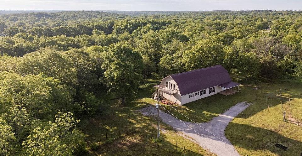 1st image of 18933 S 2700th Rd