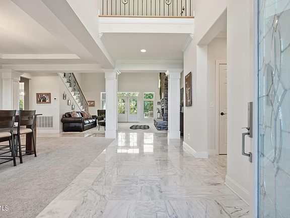 4th image of 534 Buckingham Rd