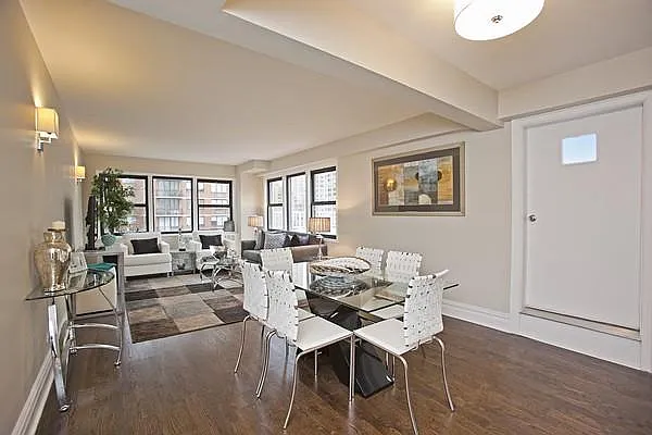Sold by Modlin Group | media 6