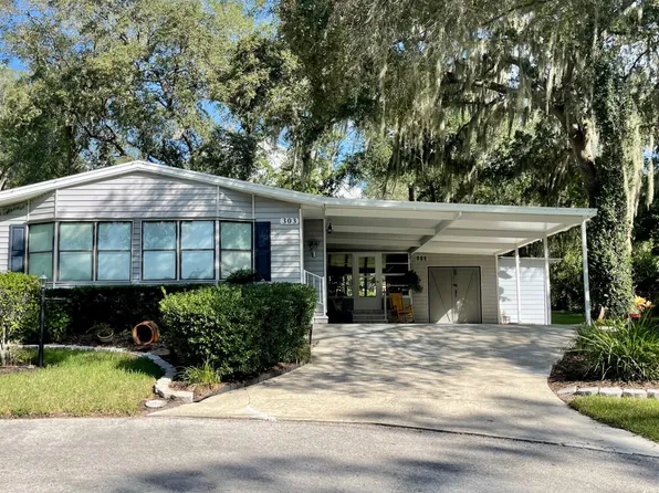 303 Redbud Ln, Lady Lake, FL 32159