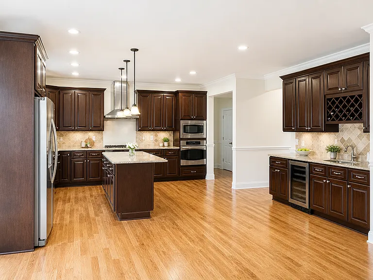 43 Mountain View Rd — Photo 4