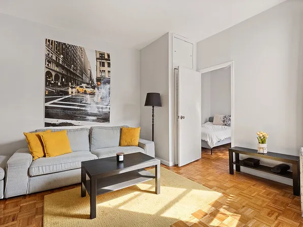 154 S 3rd St APT 32, Brooklyn, NY 11211