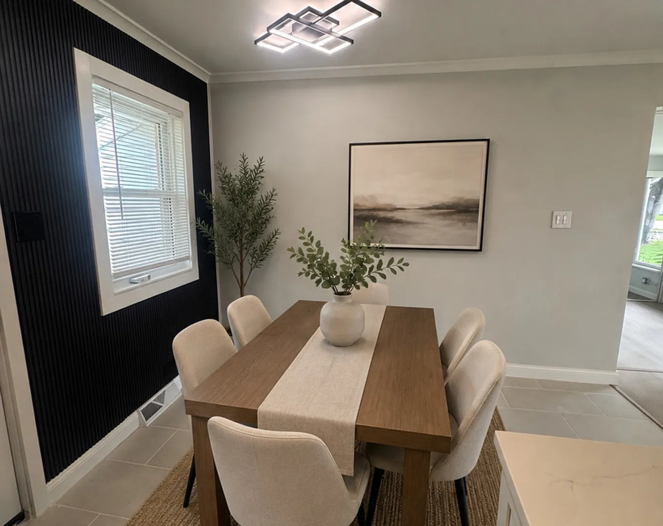 3 bed, 1421 sqft, $3,400 — Photo 4