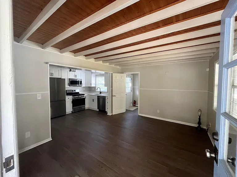 681 Milwaukee Ave — Photo 12