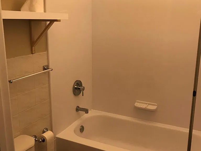 1338 W St NW #2 — Photo 6