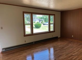 523 Armory Rd, Saint Marys, PA 15857