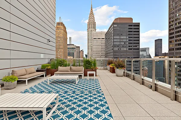 Rented by Compass | media 17