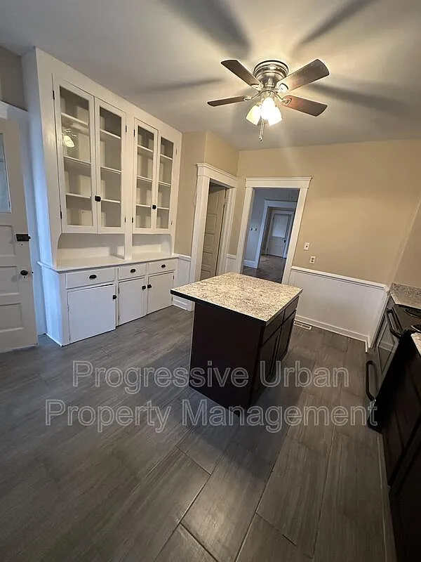 3 bed, 1.0 bath, 1000 sqft, $1,675 — Photo 4