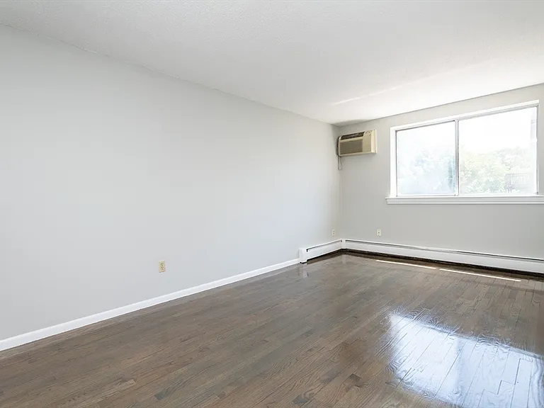 16 Murdock St #2 — Photo 2