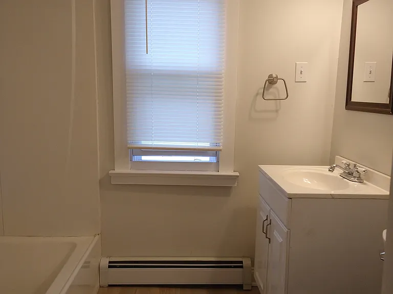 48 Union St — Photo 5