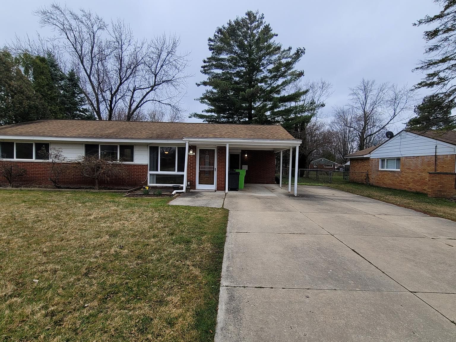 2523 Empire Dr, West Bloomfield, MI 48324 Zillow