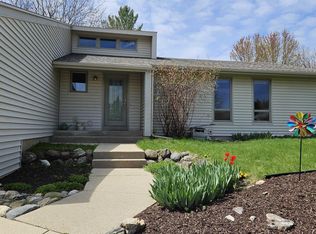 308 Thompson St, Verona, WI 53593