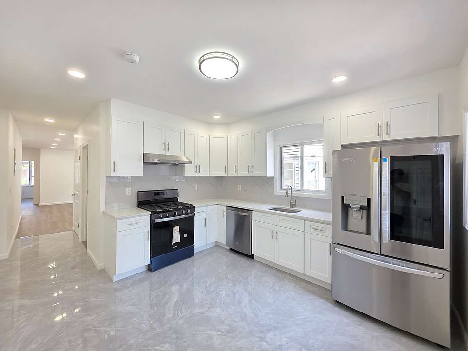 1st image of 142 Fremont Ave Floor 1
