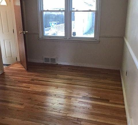 5th image of 11415 Dixie Ave