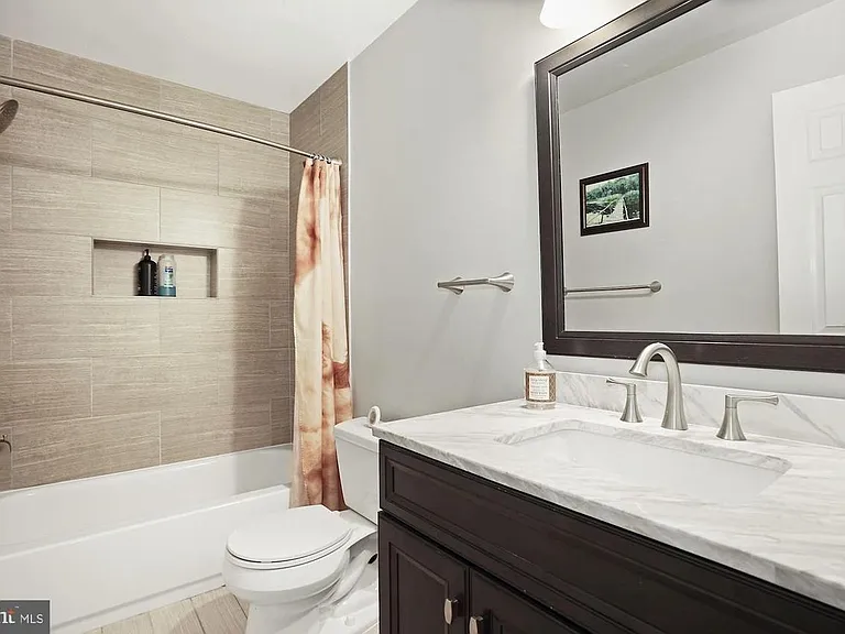 7152 Westfield Ct — Photo 13