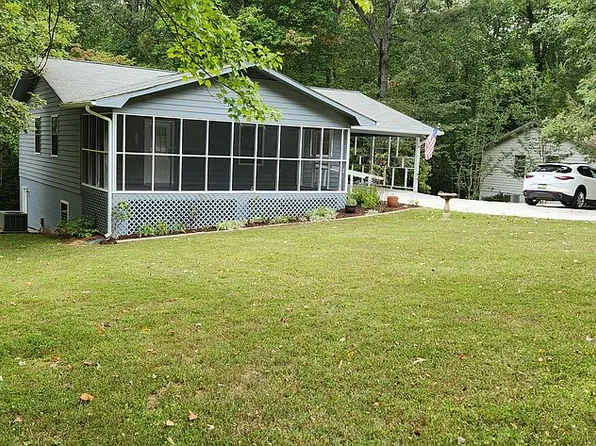 674 Wesley Mountain Dr, Blairsville, GA 30512