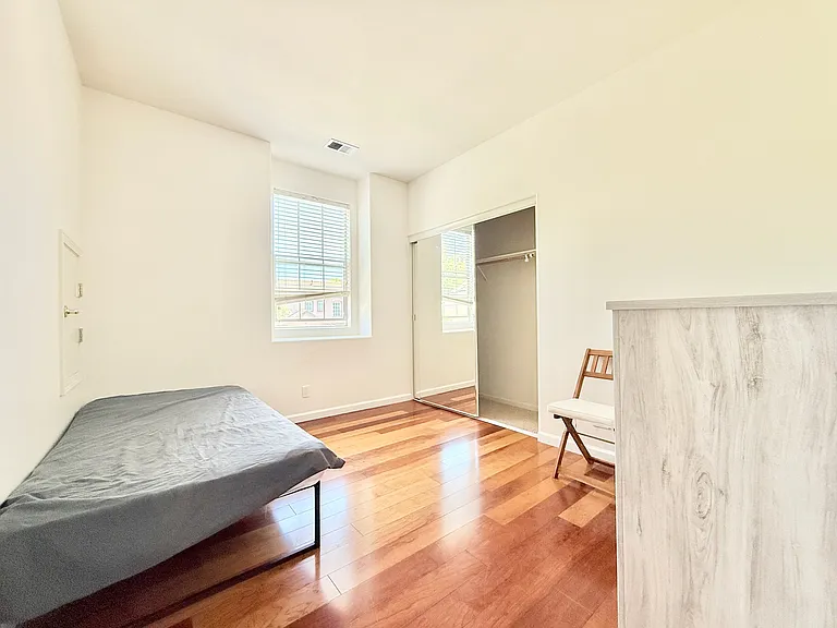 863 Dederick Ct — Photo 58