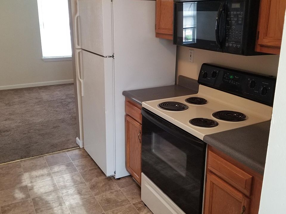 1st image of 525 Joy Ave #A