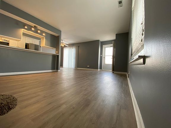 3rd image of 1463 Cornell Ct