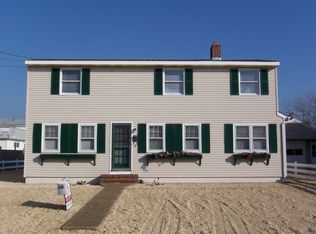 21 E Oceanview Dr, Brant Beach, NJ 08008