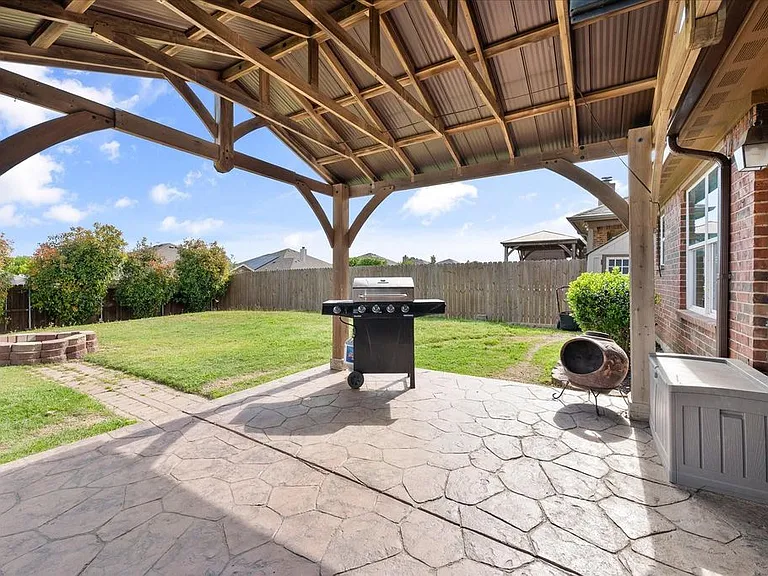 9224 Diane Dr — Photo 30