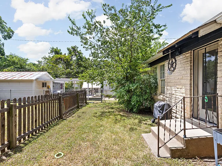 5405 Sunshine Dr #1 — Photo 19