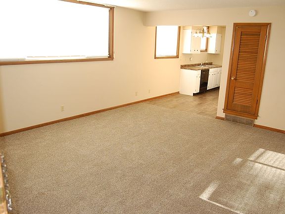 3rd image of 401 N 57th St #1