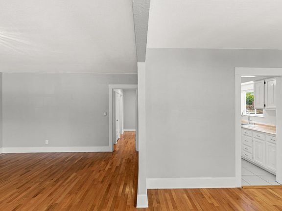 4th image of 661 Park Ct