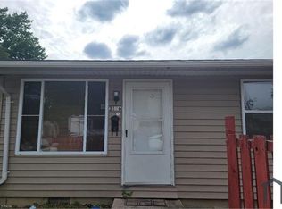 3178 Nottingham St NW, Warren, OH 44485