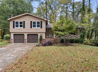 584 River Oak Loop, Lawrenceville, GA 30044