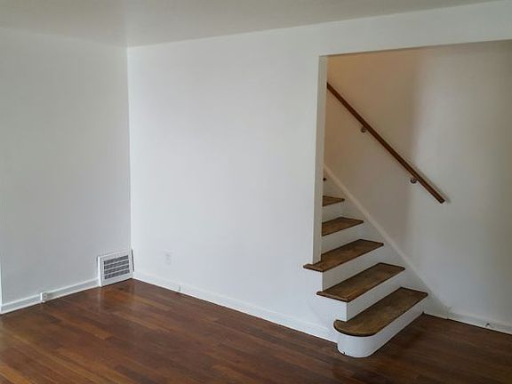 2nd image of 25200 Treadwell Ave