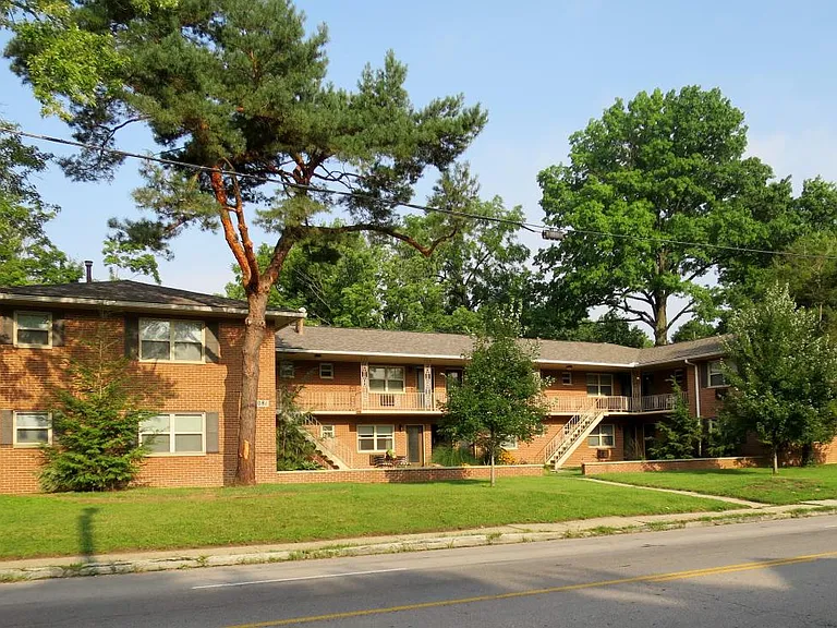 3081 Indianola Ave — Photo 1