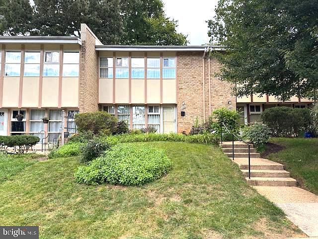 1st image of 4435 Briarwood Ct S