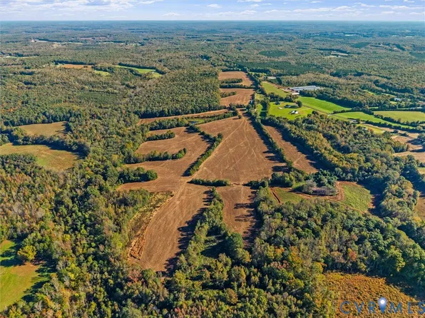 3443 Paynes Mill Rd, Bumpass, VA 23024