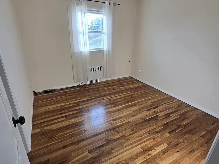 74 Caswell Ave #2 — Photo 11