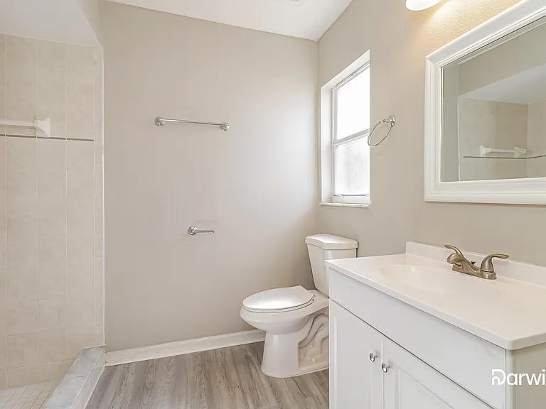 12126 Killian St — Photo 10