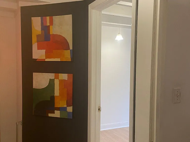 450 Belgrade St — Photo 14