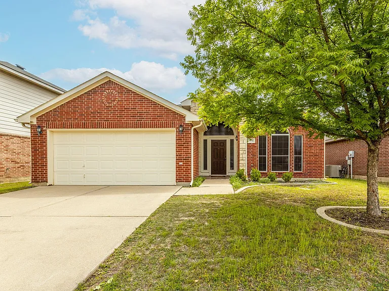 8832 Stirrup Way — Photo 1