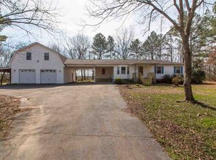 28100 J Yarbrough Rd, Athens, AL 35613