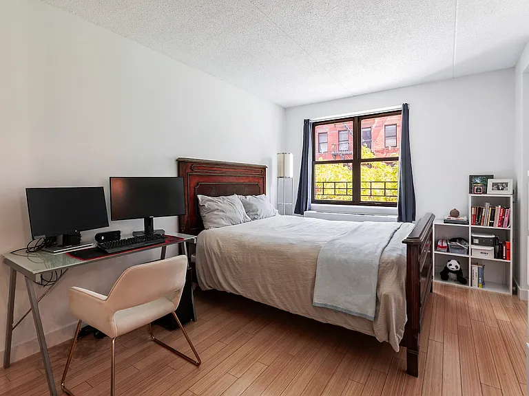 516 W 47th St #N3A — Photo 5